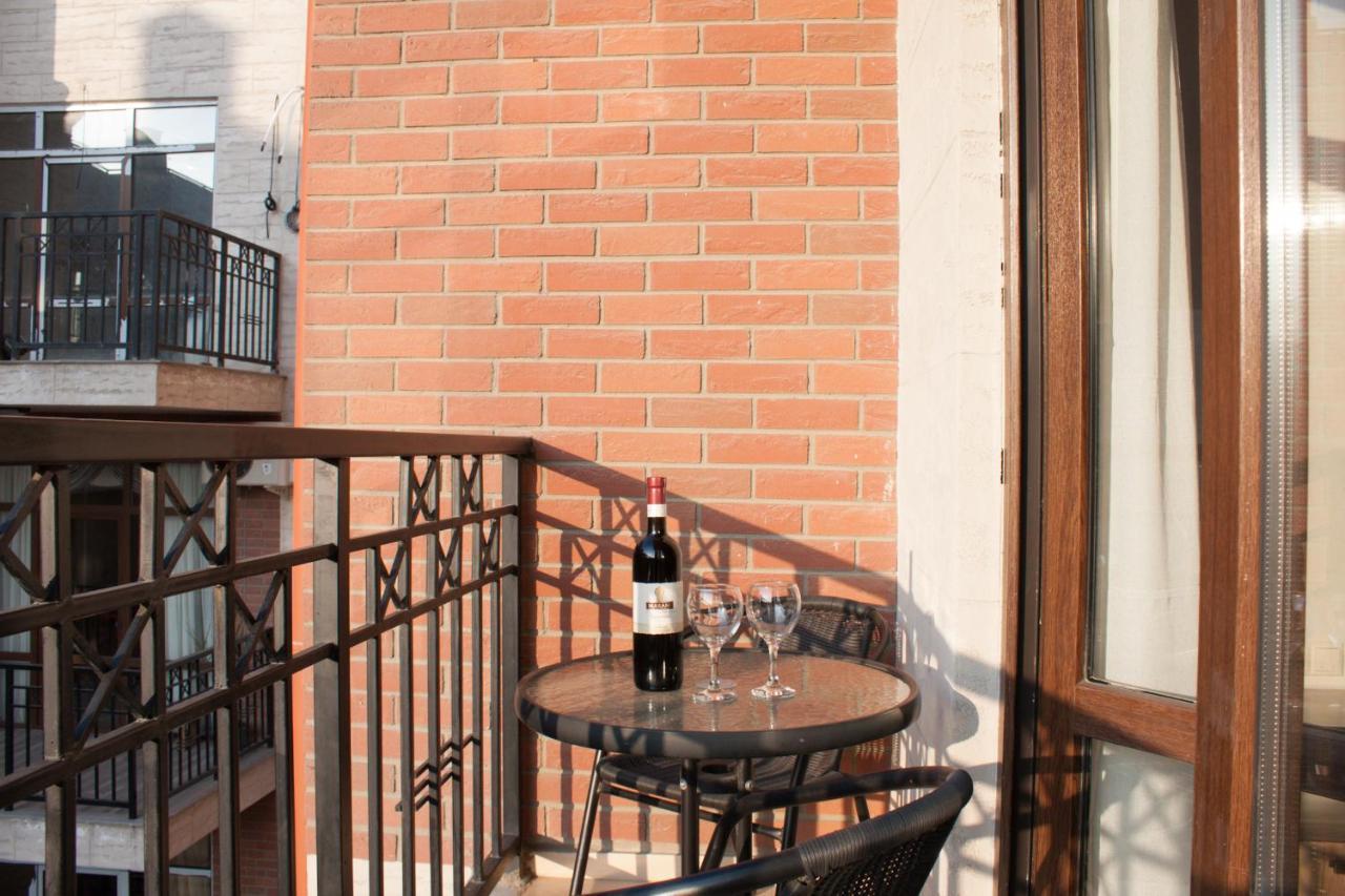 Like Apartment Tiflis Dış mekan fotoğraf
